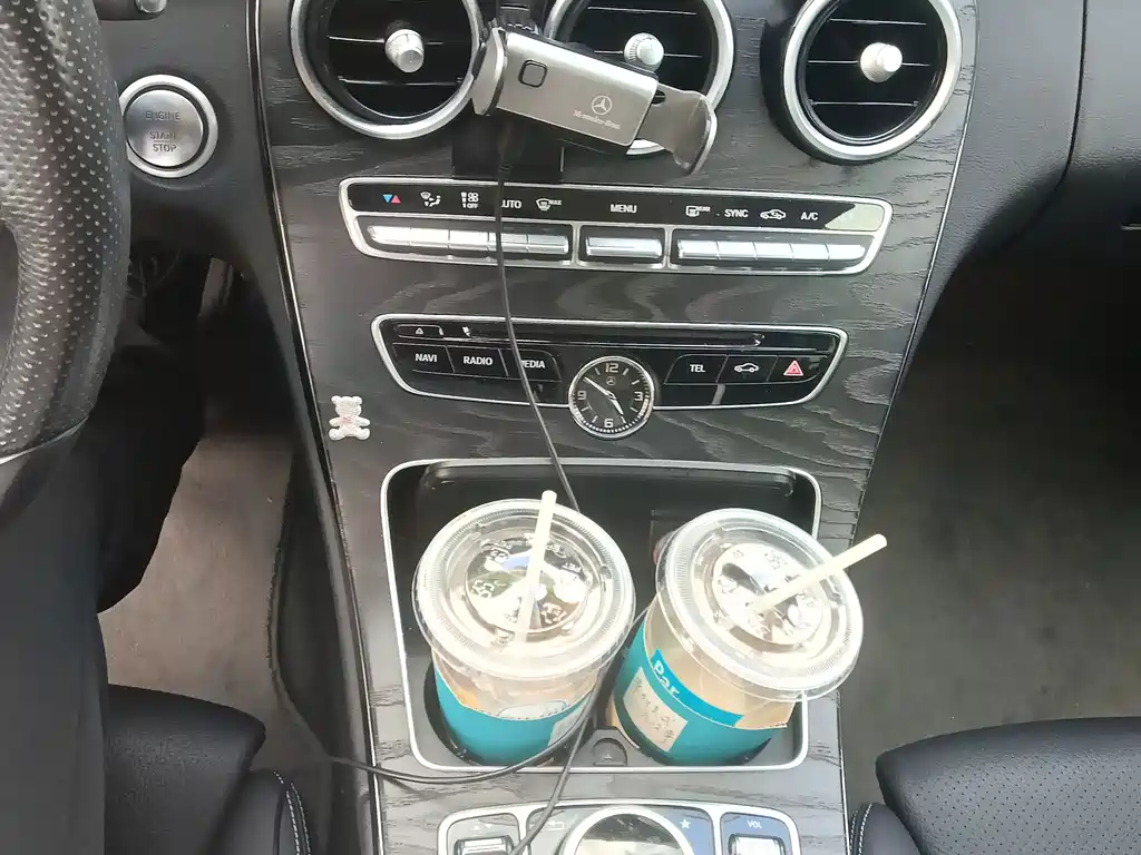 Mercedes-Benz C-Class — миниатюра 9