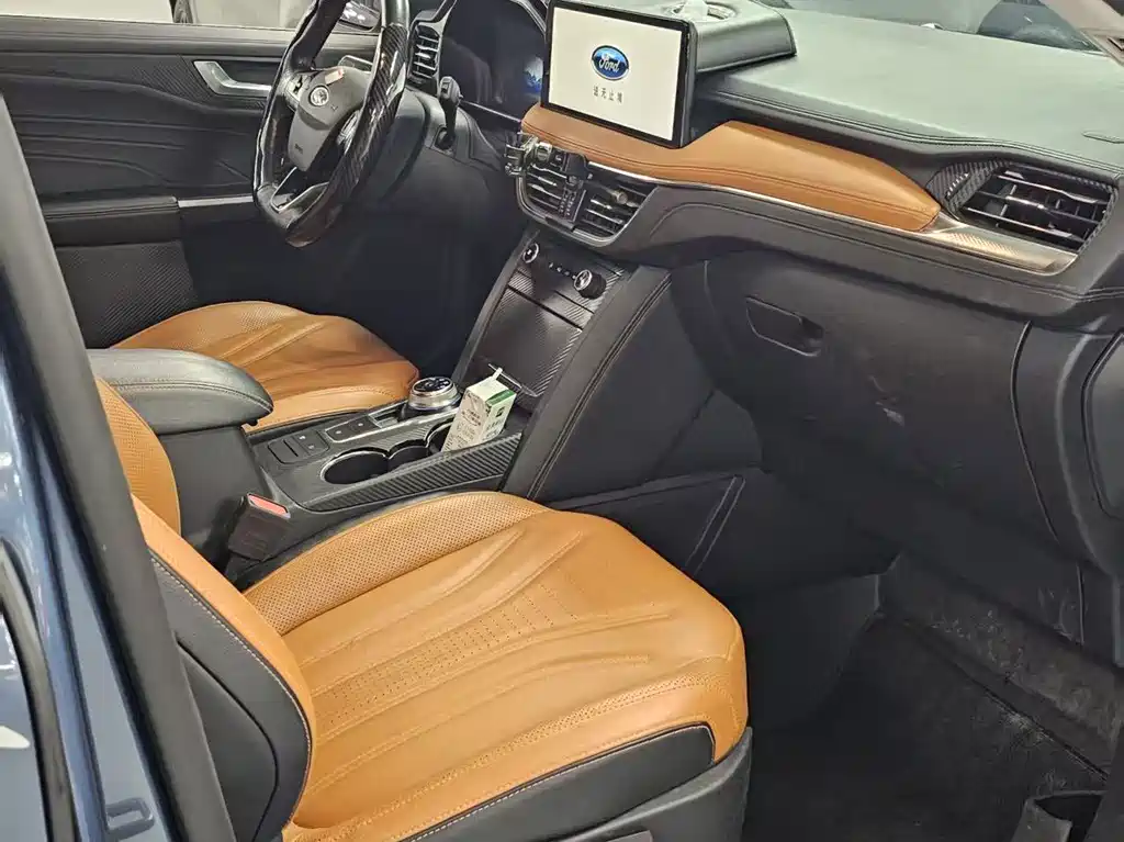 Ford Escape — миниатюра 17