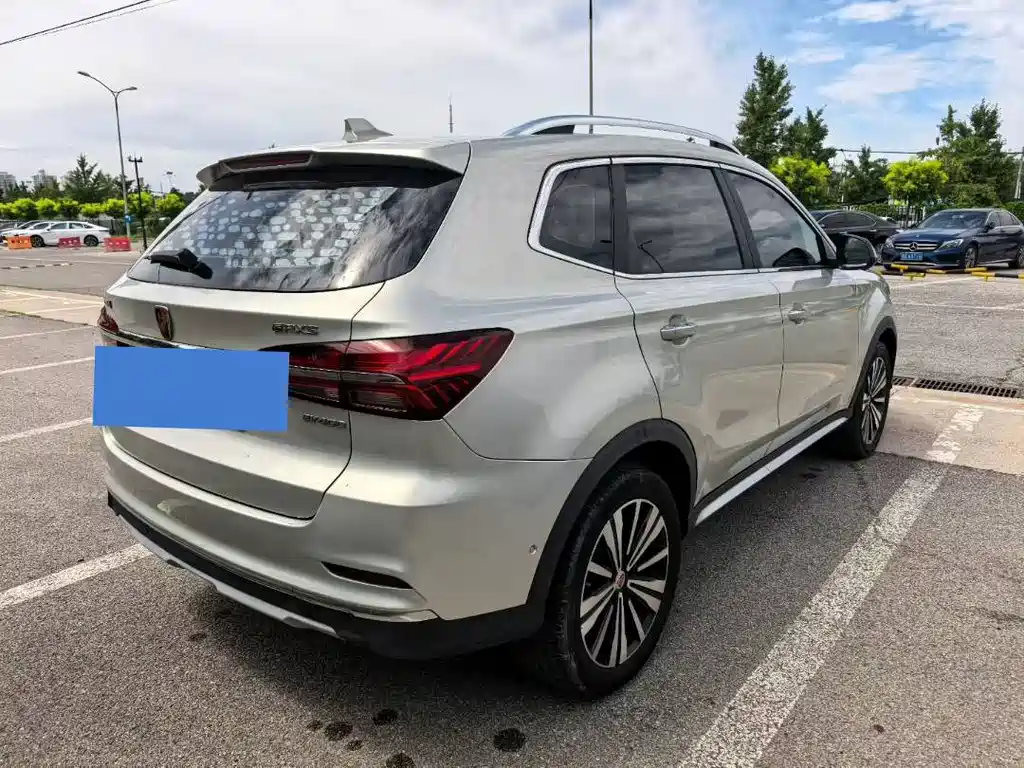 Roewe RX5 New Energy — миниатюра 4