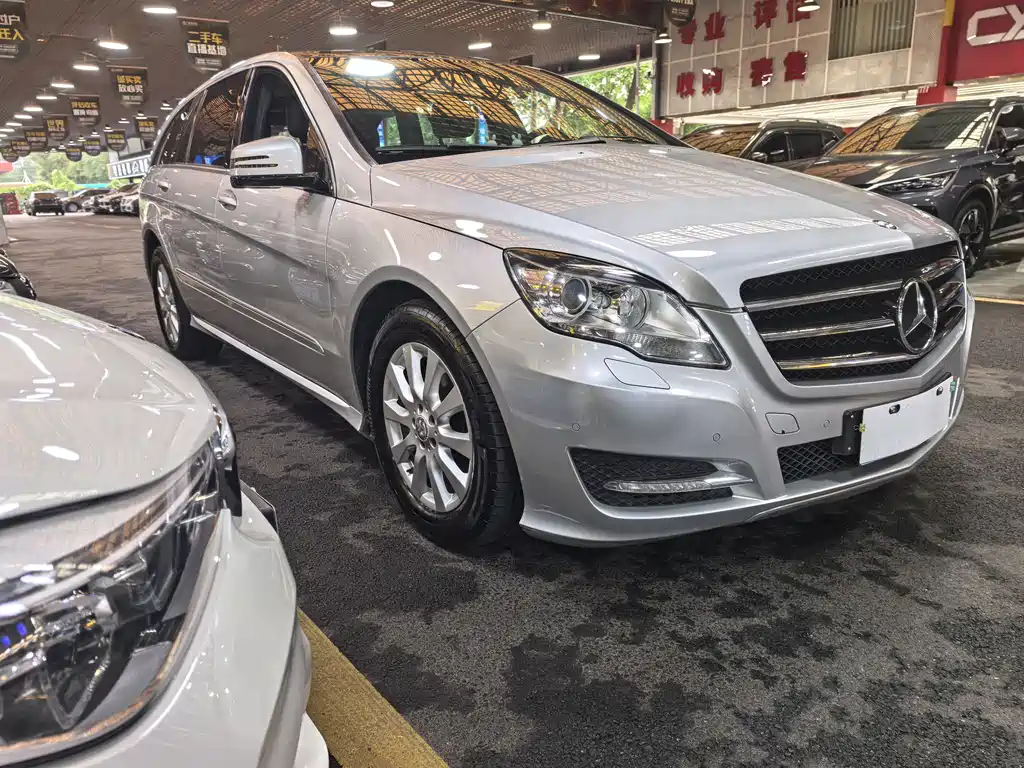 Mercedes-Benz R-Class 2015
