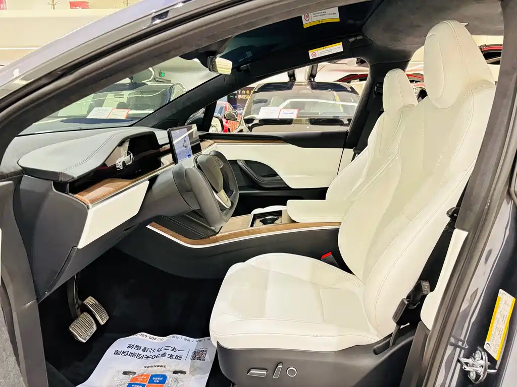 Tesla Model X — фотографии объявления, Фото 6