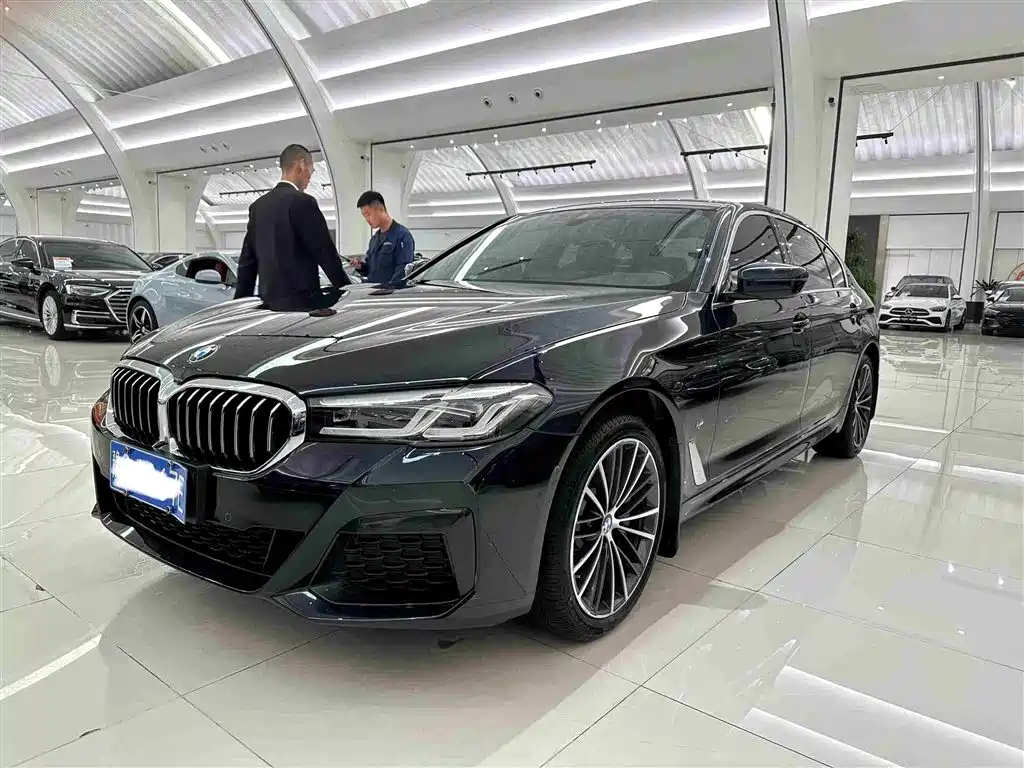 BMW 5 Series 2023