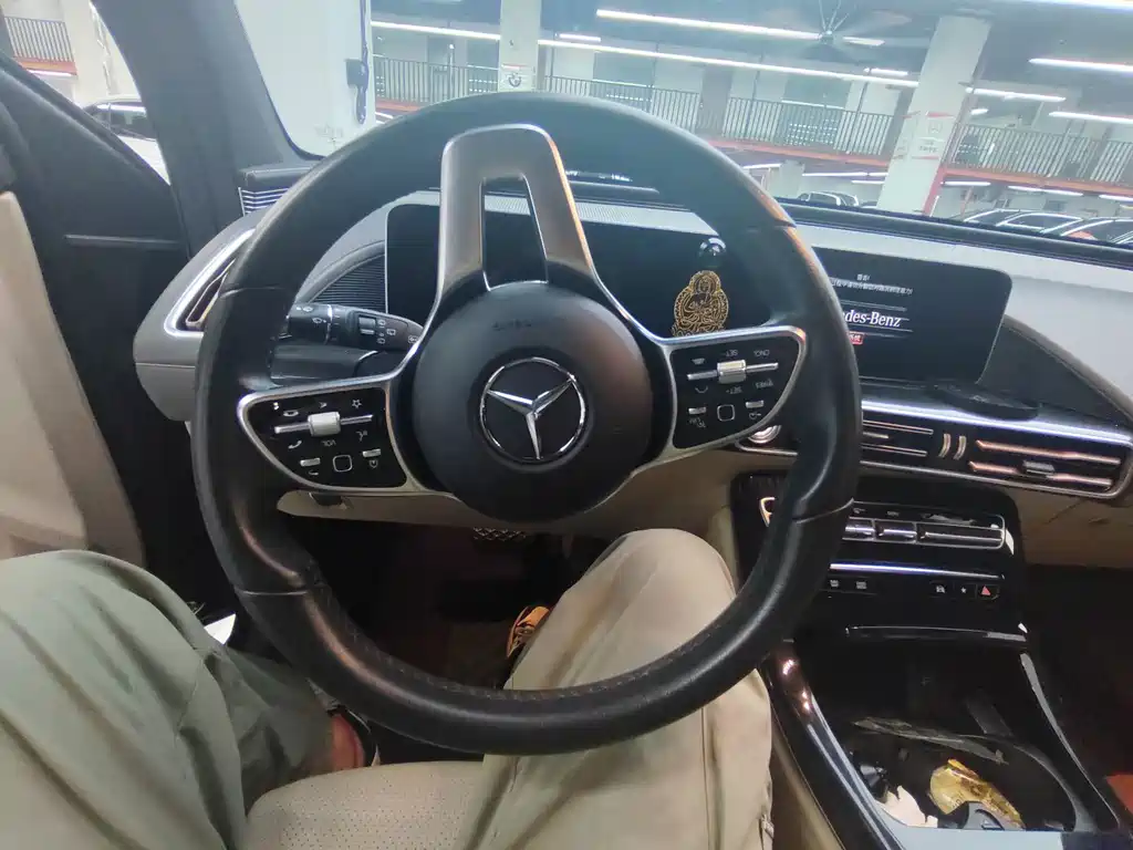 Mercedes-Benz EQC — миниатюра 6