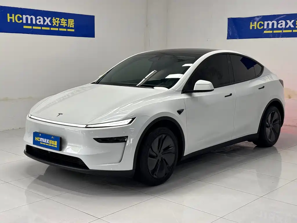 Tesla Model Y 2025