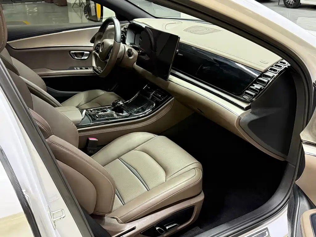 BYD Han — миниатюра 12