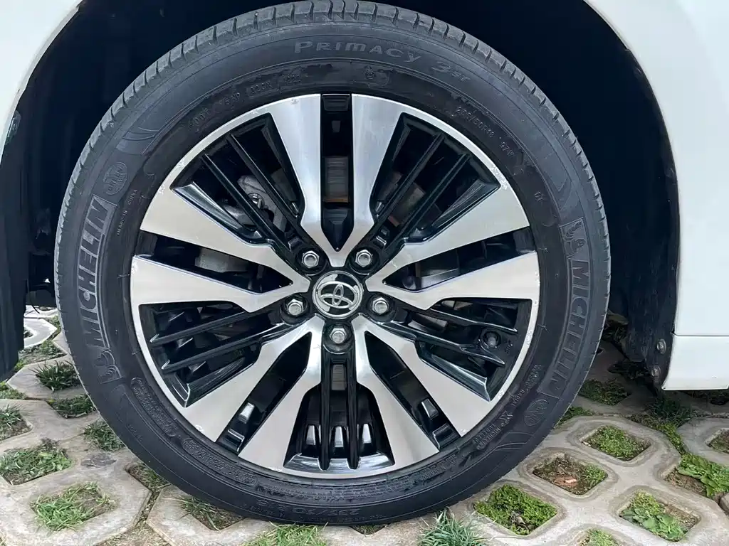 Toyota Alphard — фотографии объявления, Фото 16