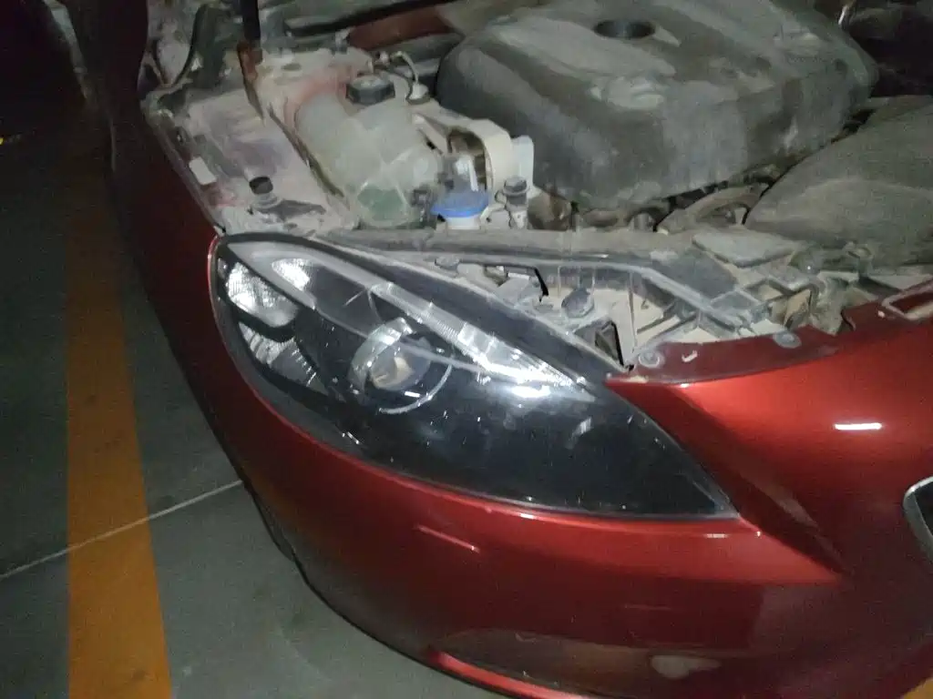 Volvo V40 — миниатюра 7