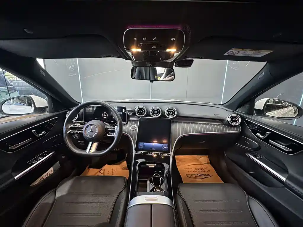 Mercedes-Benz C-Class — миниатюра 9