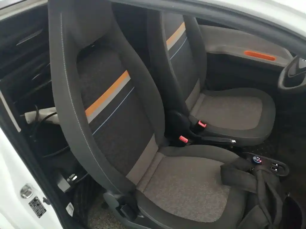 Wuling MINIEV — миниатюра 25