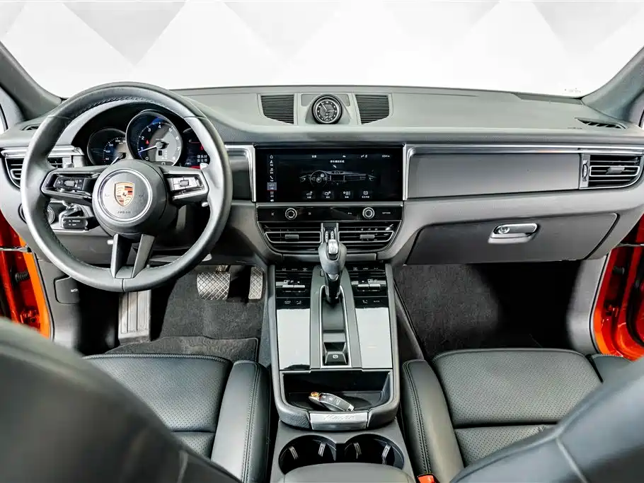 Porsche Macan — миниатюра 12