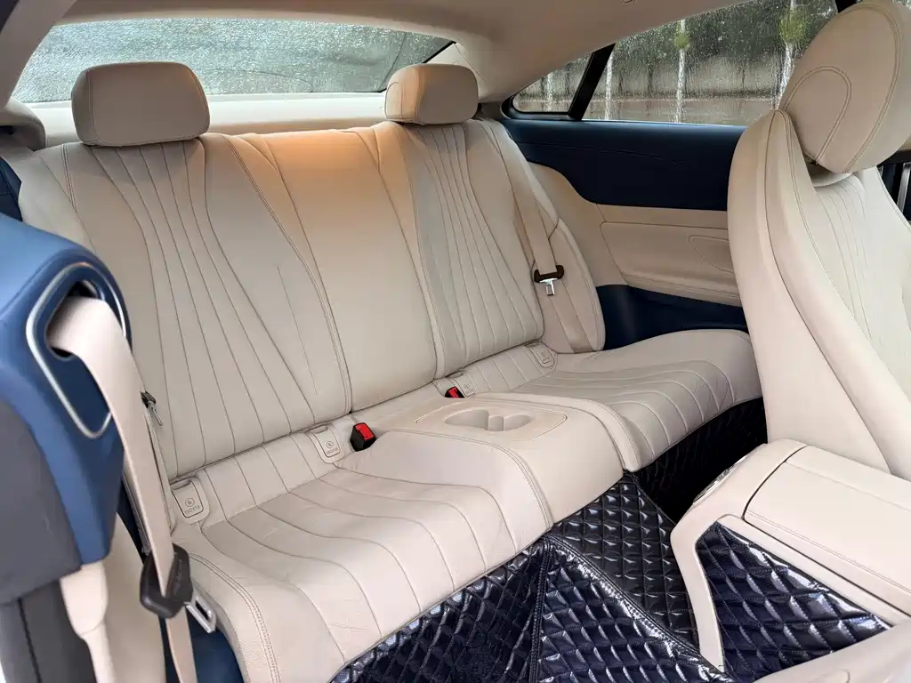 Mercedes-Benz E-Class (Import) — миниатюра 12