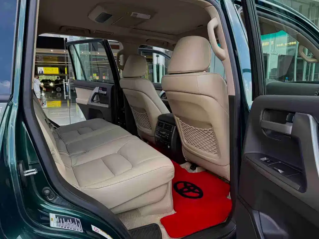 Toyota Land Cruiser — миниатюра 28