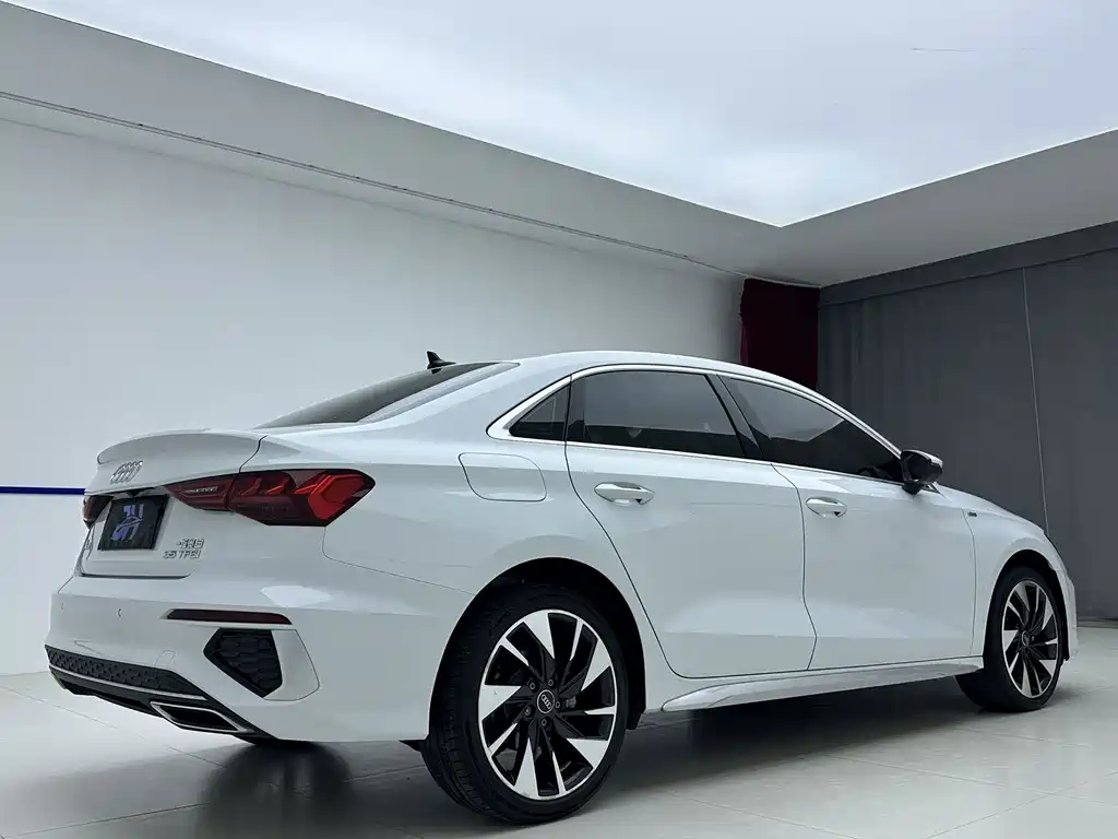 Audi A3 — миниатюра 6