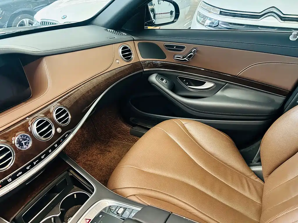Mercedes-Benz S-Class — миниатюра 11