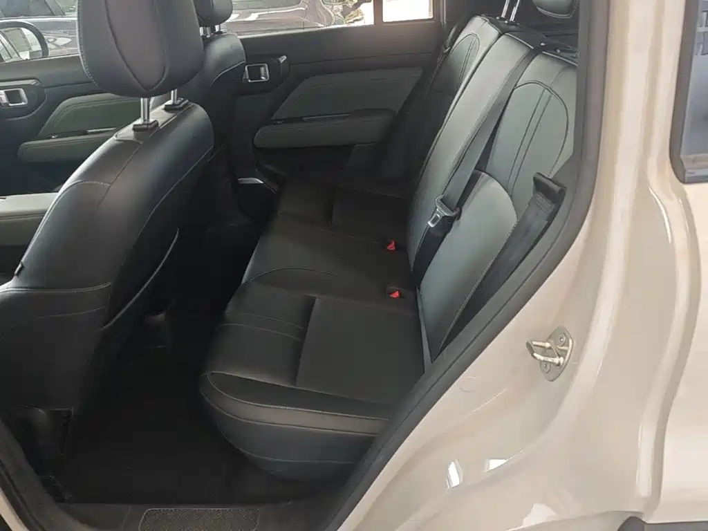 Baojun Yueye Plus — миниатюра 17