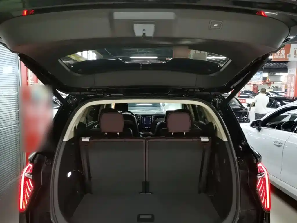 Hongqi Hongqi HS7 PHEV — миниатюра 19