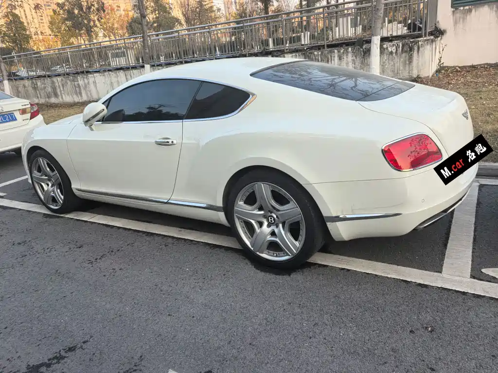 Bentley Continental — миниатюра 4