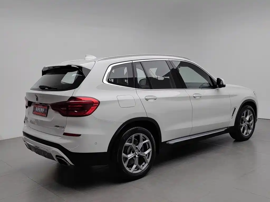 BMW X3 — миниатюра 2