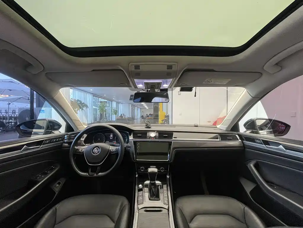 Volkswagen Phideon — миниатюра 7