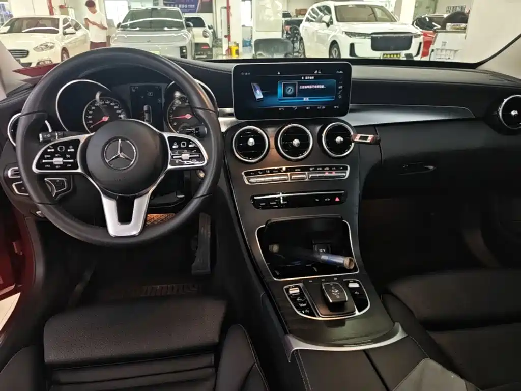 Mercedes-Benz C-Class — миниатюра 10