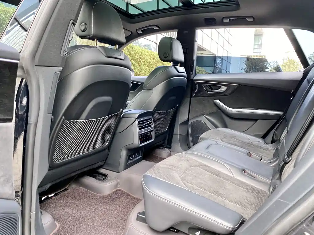 Audi Q8 — миниатюра 12