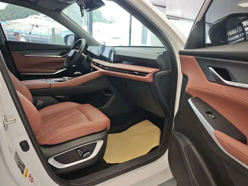 Changan CS75 PLUS — миниатюра 9