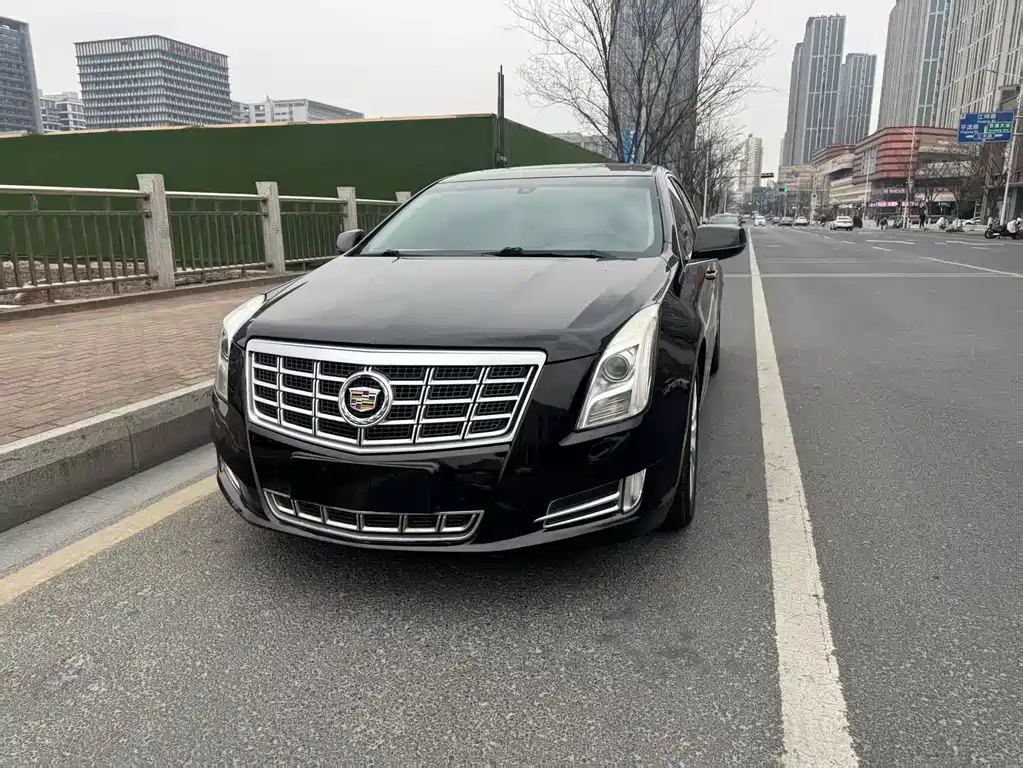 Cadillac XTS 2013