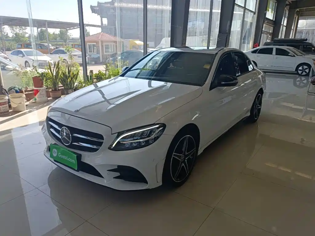 Mercedes-Benz C-Class — миниатюра 2
