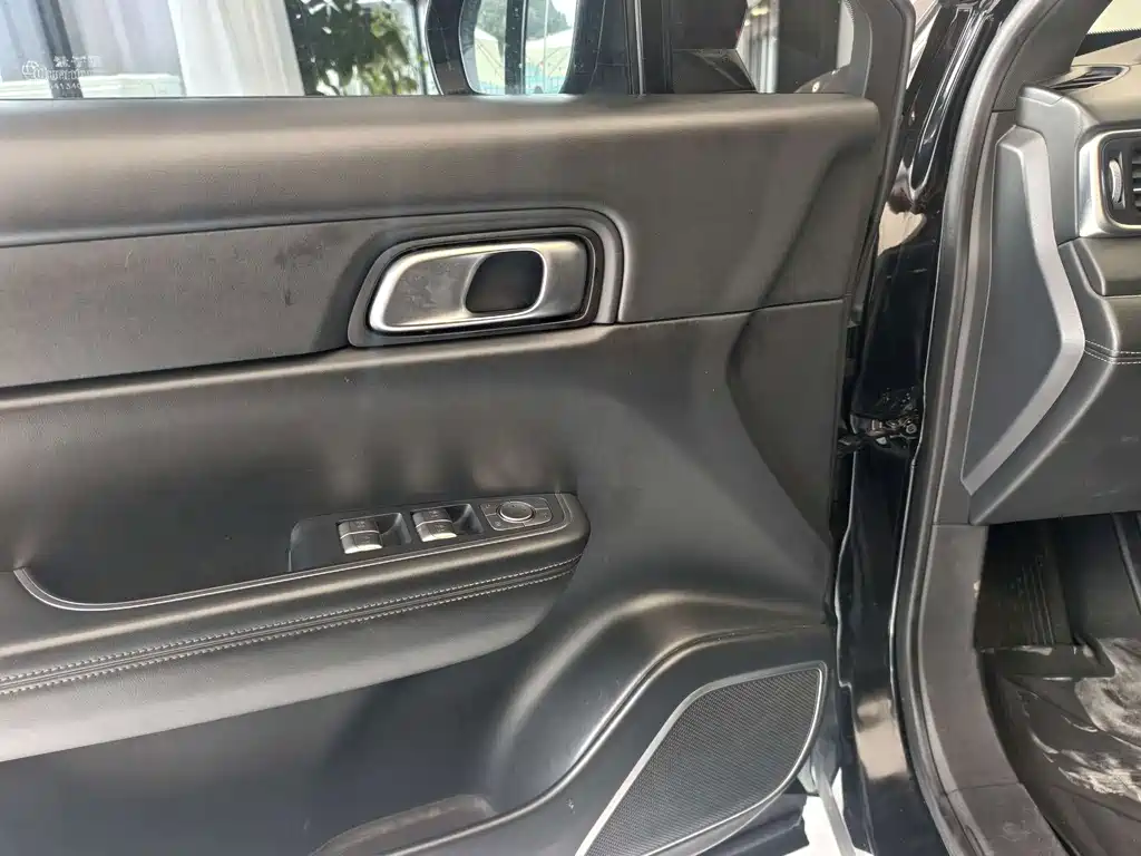 Li Auto Li ONE — миниатюра 4