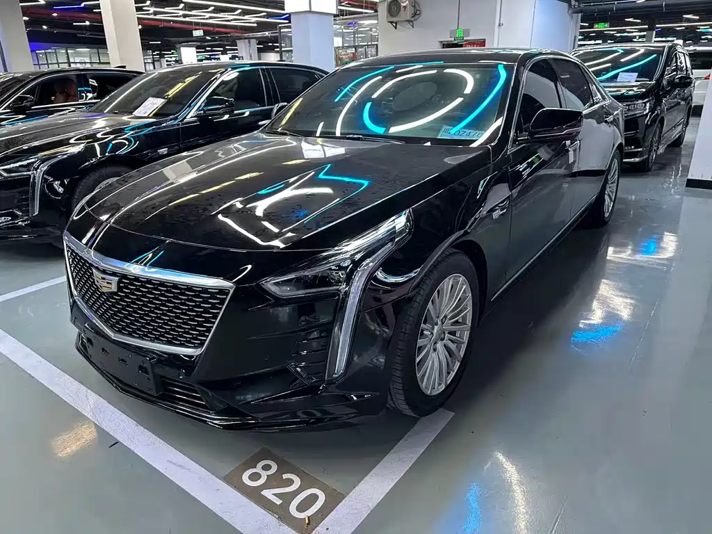 CADILLAC CT6