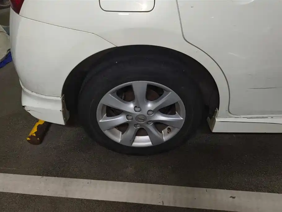Nissan Tiida 2014 1.6L CVT
