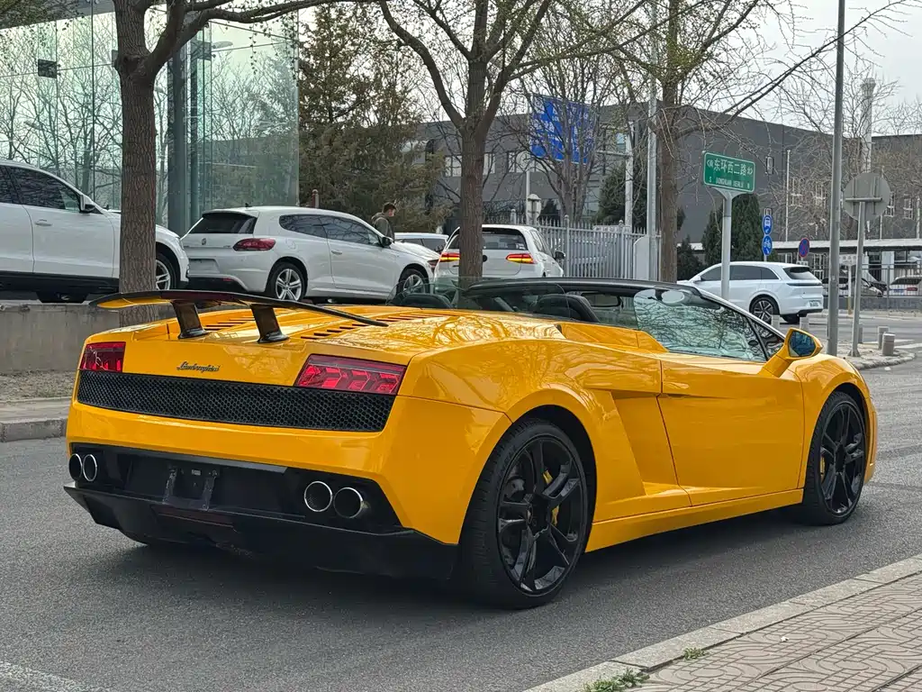 Lamborghini Gallardo 2009 LP 560-4 Spyder