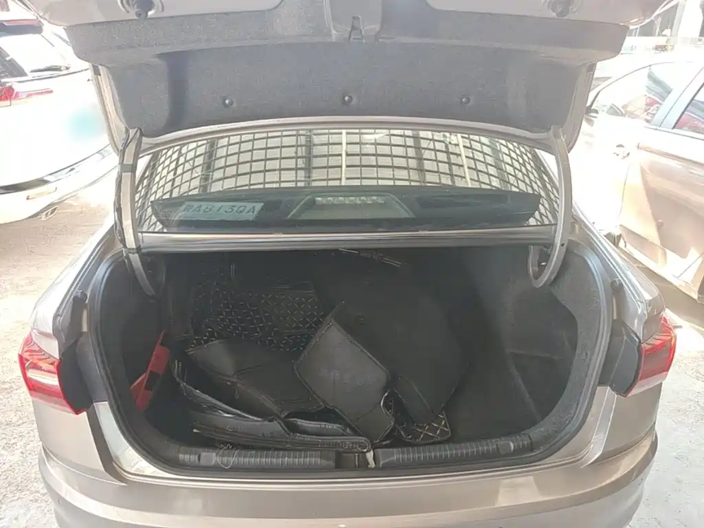 Volkswagen Bora — миниатюра 19