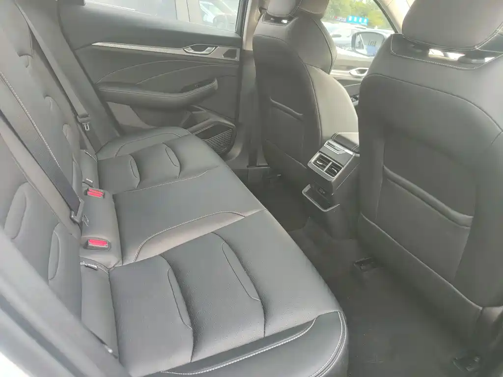 Geely Xingrui — миниатюра 12