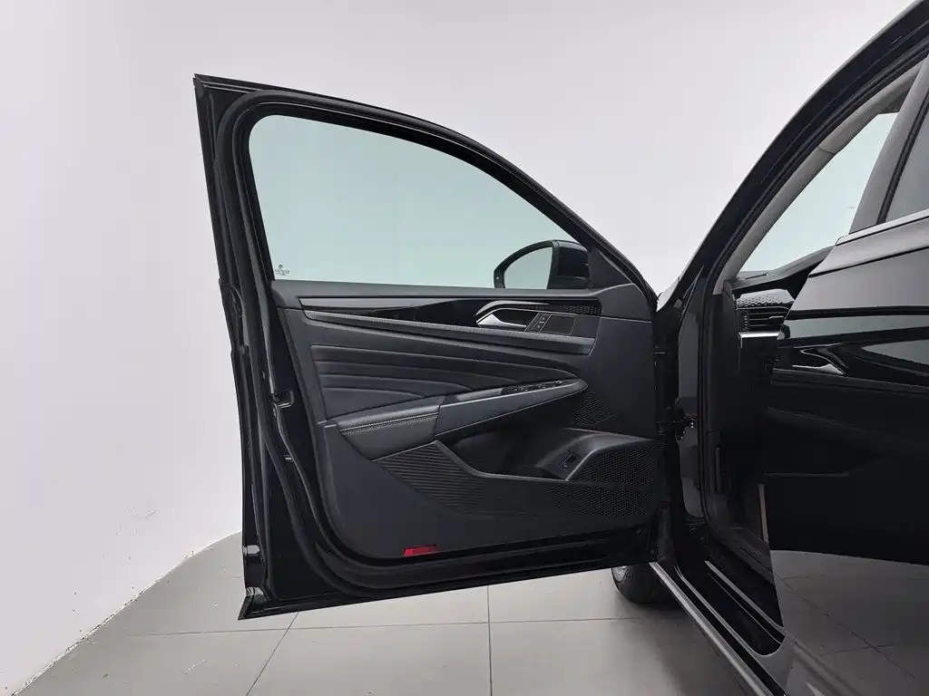 Volkswagen Passat — миниатюра 8