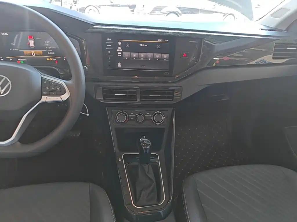 Volkswagen Lavida — миниатюра 13