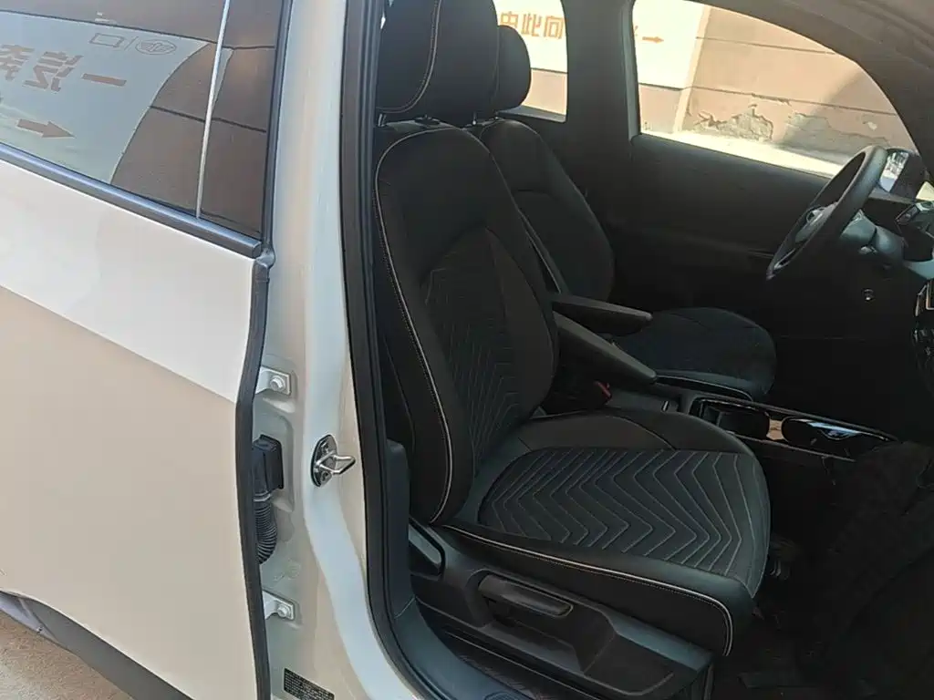 Volkswagen ID.3 — миниатюра 25