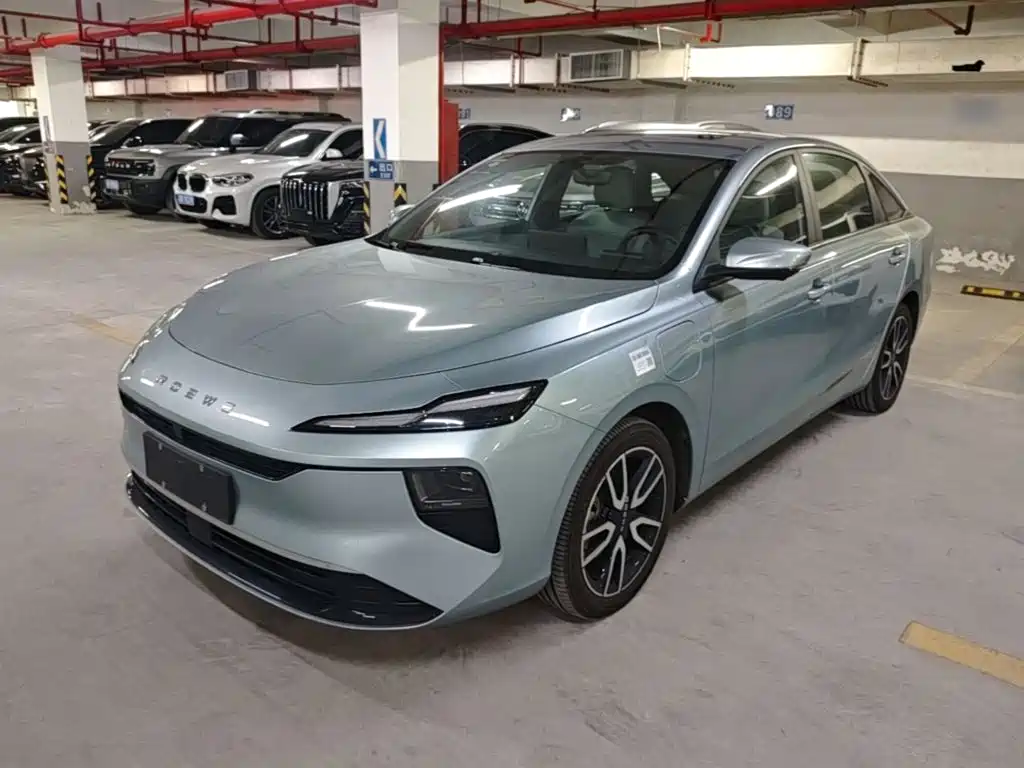 Roewe D6