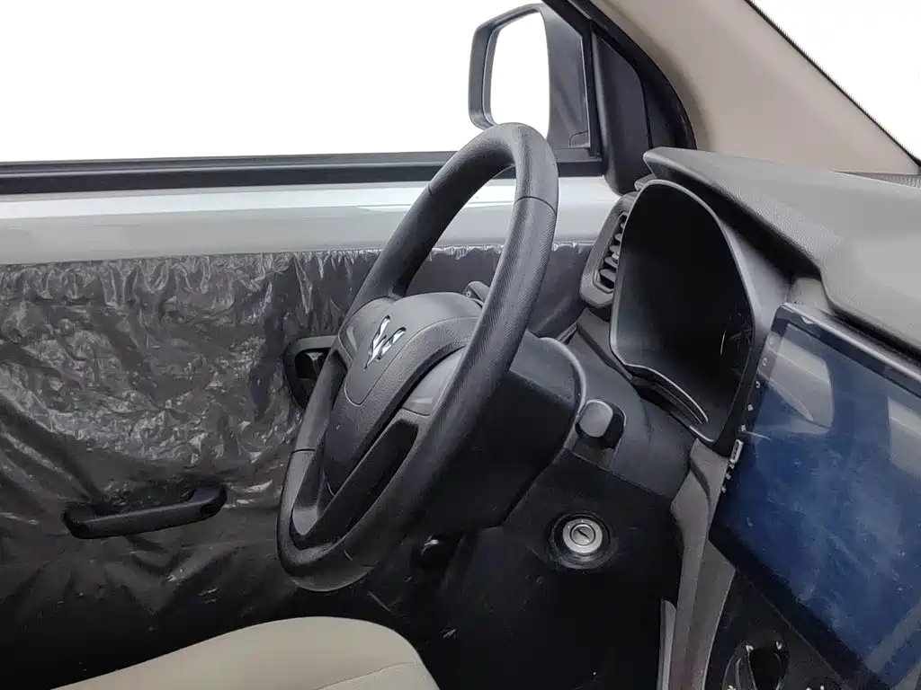 Wuling Hongguang V — миниатюра 22