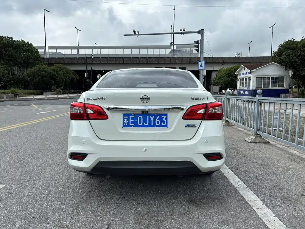 Nissan Sylphy — миниатюра 4