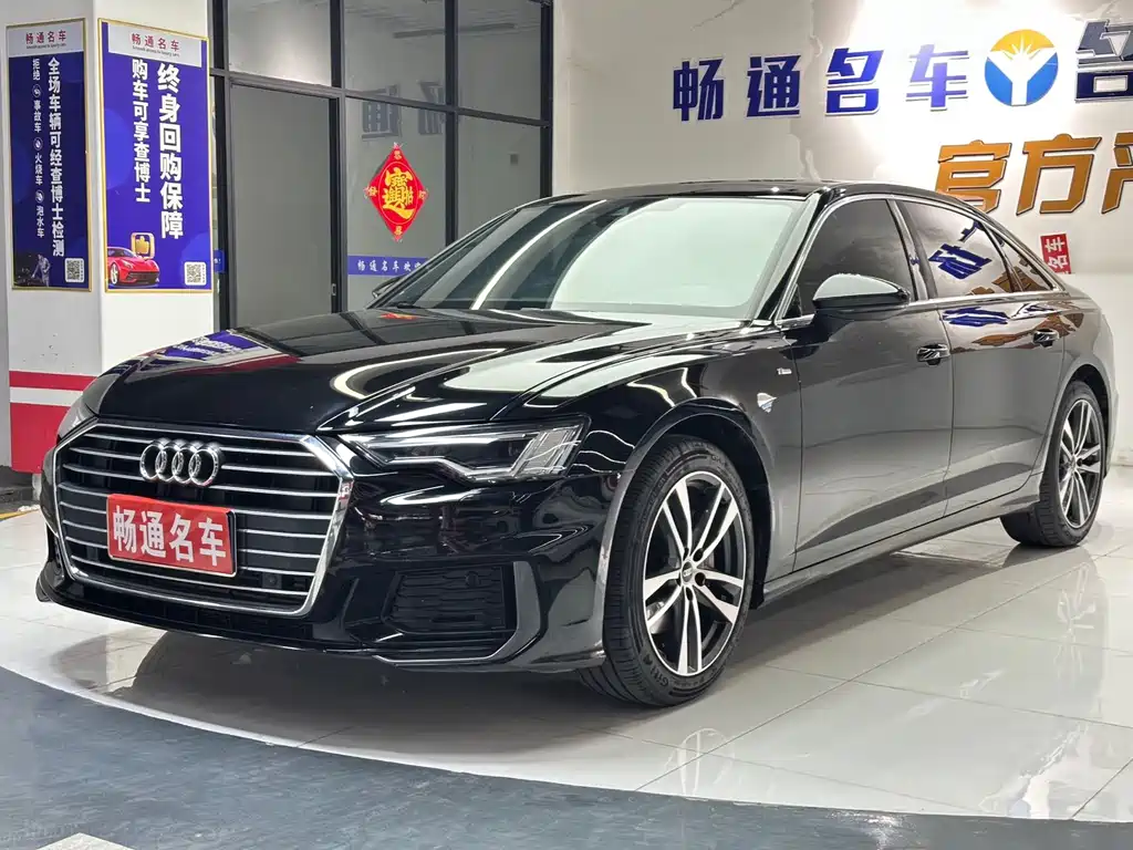 Audi A6L - фото 3