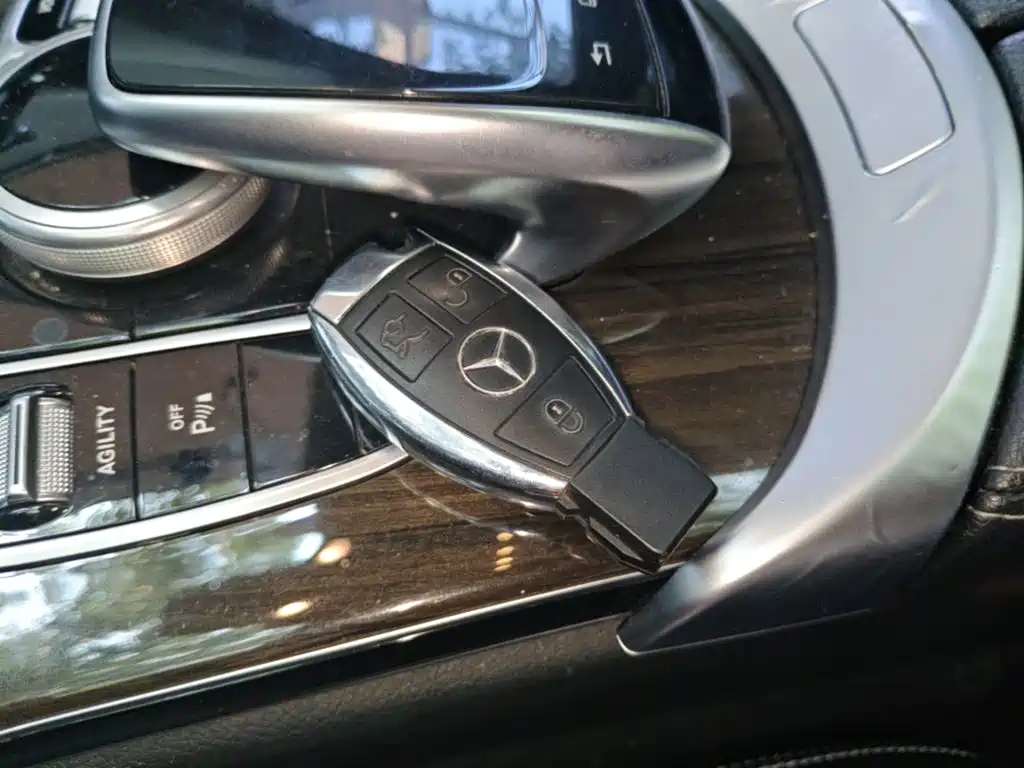 Mercedes-Benz C-Class — миниатюра 9