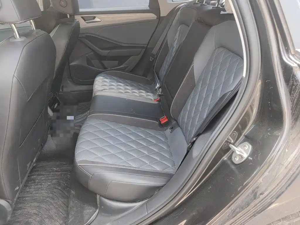 Volkswagen Sagitar — миниатюра 15