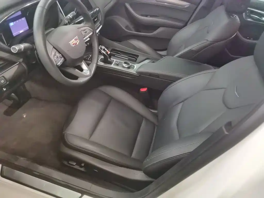 Cadillac CT5 — миниатюра 15