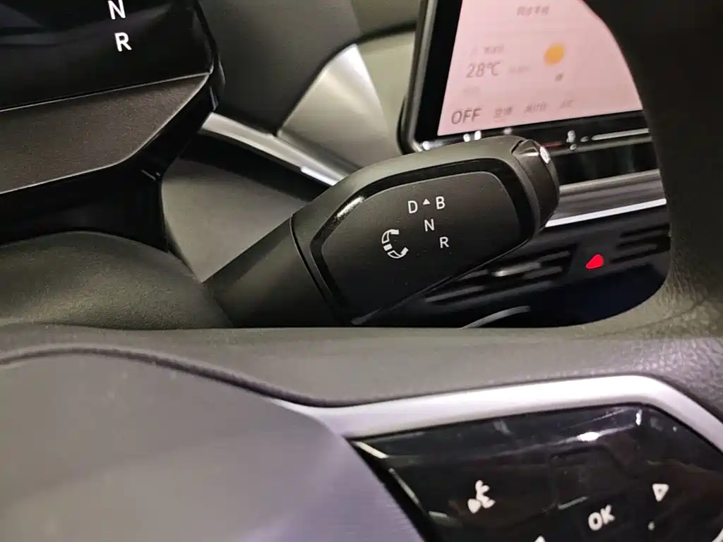 Volkswagen ID.4 Crozz — миниатюра 14
