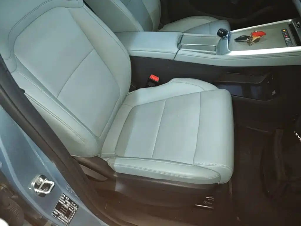 Roewe D6 — миниатюра 25