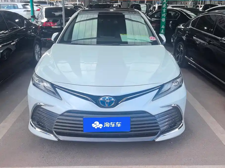 Toyota Camry 2023 2.5HG Luxury