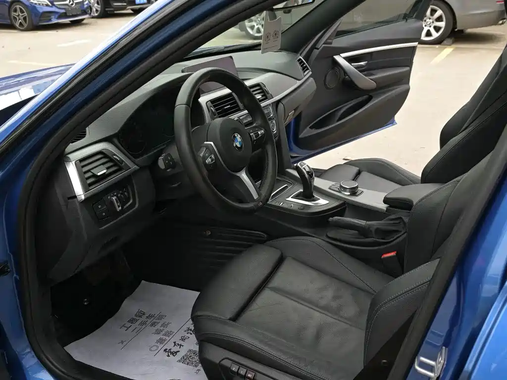 BMW 3 Series — миниатюра 13