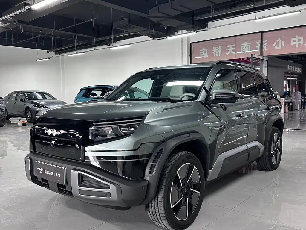 Fang Cheng Bao Titanium 3 2025