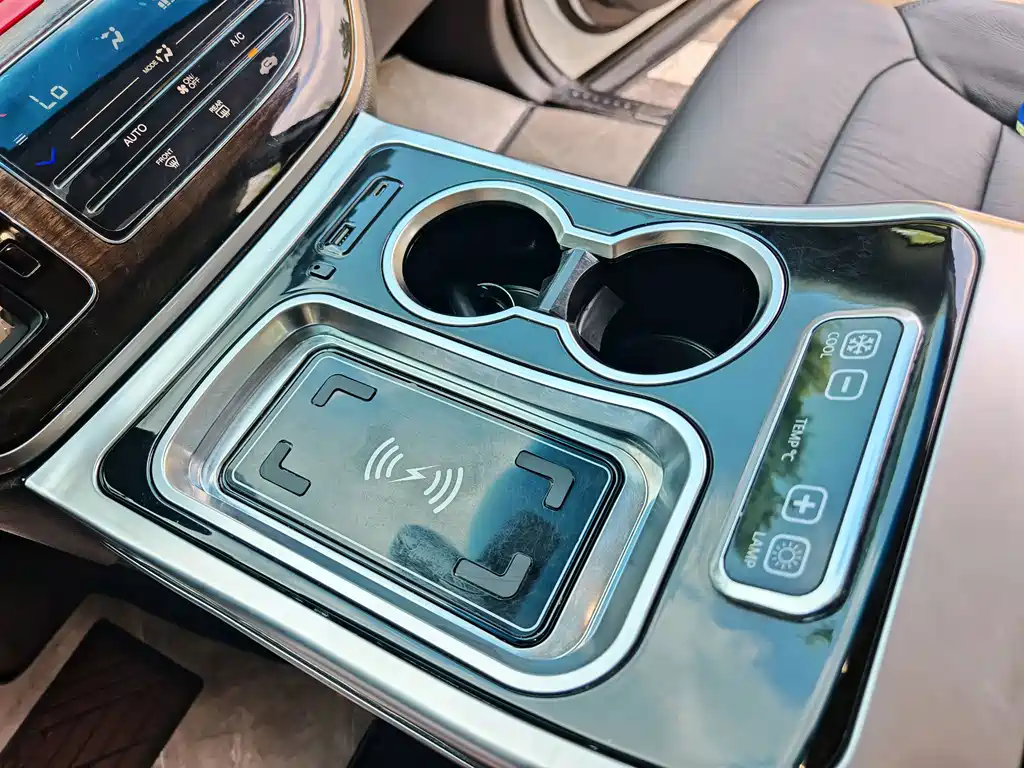 Honda Odyssey — миниатюра 7
